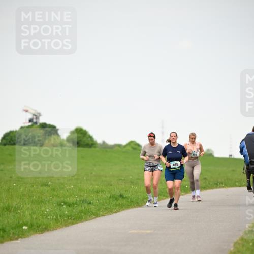 10.05.2026 - 8. Wedeler Halbmarathon Dr. Thomas Lammeyer http://msf.ph/oto/9714095 10.05.2026 12:18:27 Laufen 465, 356 meine-sportfotos.de