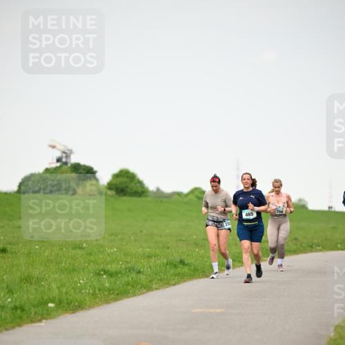 10.05.2026 - 8. Wedeler Halbmarathon Dr. Thomas Lammeyer http://msf.ph/oto/9714098 10.05.2026 12:18:27 Laufen 215, 465, 356 meine-sportfotos.de