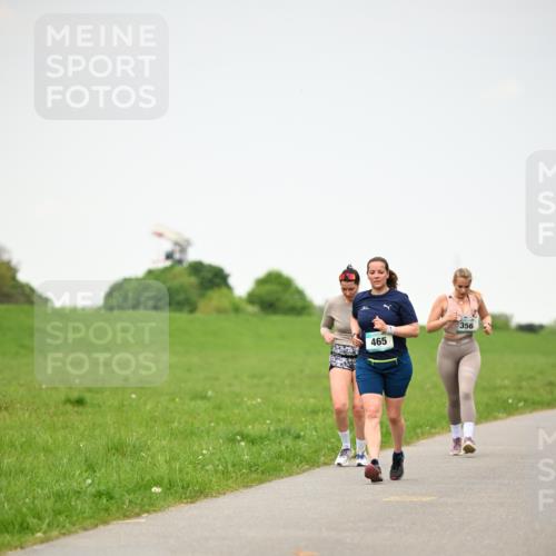 10.05.2026 - 8. Wedeler Halbmarathon Dr. Thomas Lammeyer http://msf.ph/oto/9714121 10.05.2026 12:18:30 Laufen 465, 356 meine-sportfotos.de