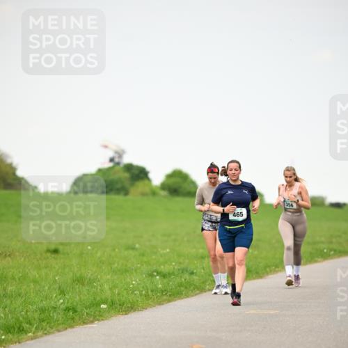 10.05.2026 - 8. Wedeler Halbmarathon Dr. Thomas Lammeyer http://msf.ph/oto/9714126 10.05.2026 12:18:30 Laufen 465, 356 meine-sportfotos.de
