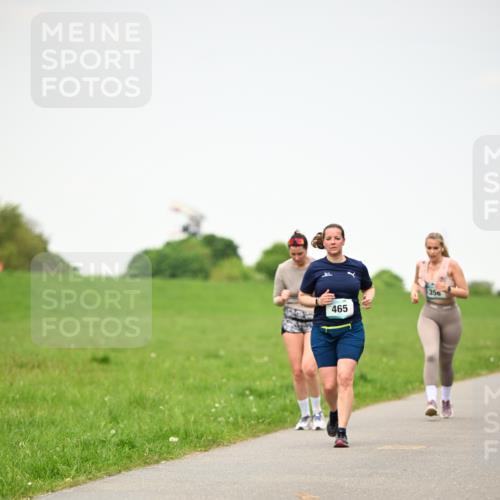 10.05.2026 - 8. Wedeler Halbmarathon Dr. Thomas Lammeyer http://msf.ph/oto/9714130 10.05.2026 12:18:31 Laufen 465, 356 meine-sportfotos.de