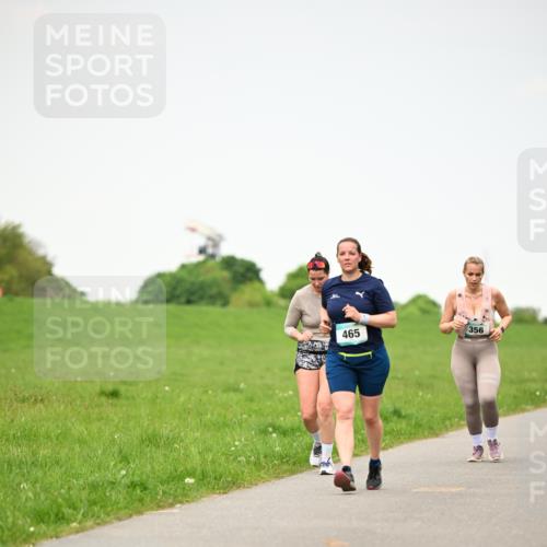 10.05.2026 - 8. Wedeler Halbmarathon Dr. Thomas Lammeyer http://msf.ph/oto/9714133 10.05.2026 12:18:31 Laufen 465, 356 meine-sportfotos.de