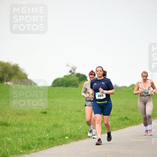10.05.2026 - 8. Wedeler Halbmarathon Dr. Thomas Lammeyer http://msf.ph/oto/9714139 10.05.2026 12:18:32 Laufen 465, 356 meine-sportfotos.de