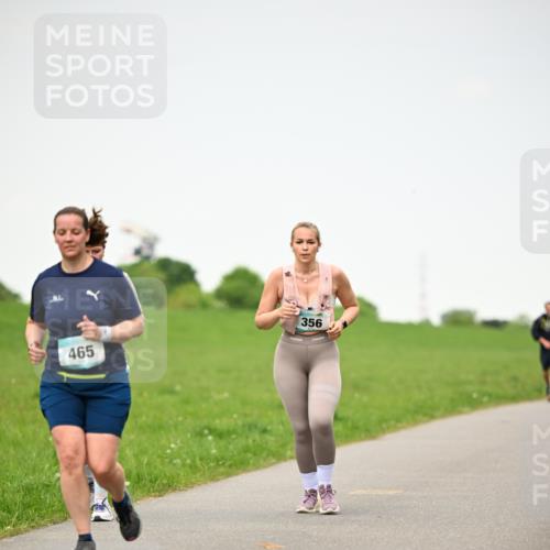 10.05.2026 - 8. Wedeler Halbmarathon Dr. Thomas Lammeyer http://msf.ph/oto/9714151 10.05.2026 12:18:34 Laufen 465, 356 meine-sportfotos.de