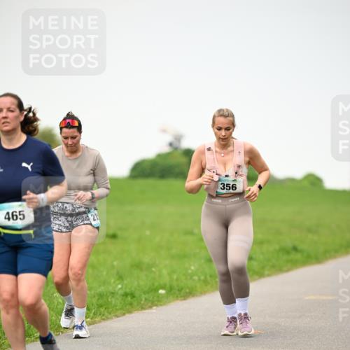 10.05.2026 - 8. Wedeler Halbmarathon Dr. Thomas Lammeyer http://msf.ph/oto/9714164 10.05.2026 12:18:36 Laufen 465, 356 meine-sportfotos.de