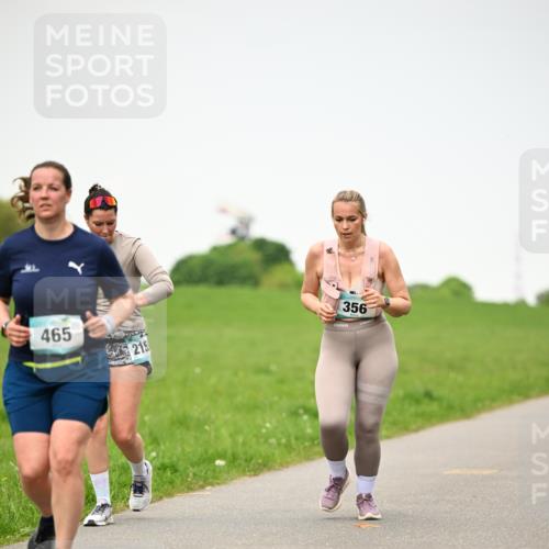10.05.2026 - 8. Wedeler Halbmarathon Dr. Thomas Lammeyer http://msf.ph/oto/9714167 10.05.2026 12:18:35 Laufen 465, 356, 215 meine-sportfotos.de