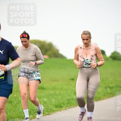 10.05.2026 - 8. Wedeler Halbmarathon Dr. Thomas Lammeyer http://msf.ph/oto/9714181 10.05.2026 12:18:37 Laufen 2153, 356 meine-sportfotos.de