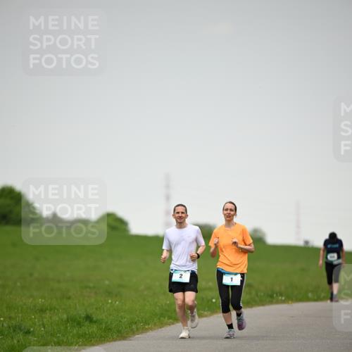10.05.2026 - 8. Wedeler Halbmarathon Dr. Thomas Lammeyer http://msf.ph/oto/9714189 10.05.2026 12:18:51 Laufen  meine-sportfotos.de