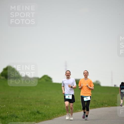 10.05.2026 - 8. Wedeler Halbmarathon Dr. Thomas Lammeyer http://msf.ph/oto/9714191 10.05.2026 12:18:51 Laufen  meine-sportfotos.de