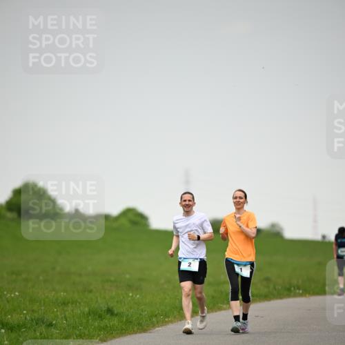 10.05.2026 - 8. Wedeler Halbmarathon Dr. Thomas Lammeyer http://msf.ph/oto/9714193 10.05.2026 12:18:52 Laufen  meine-sportfotos.de