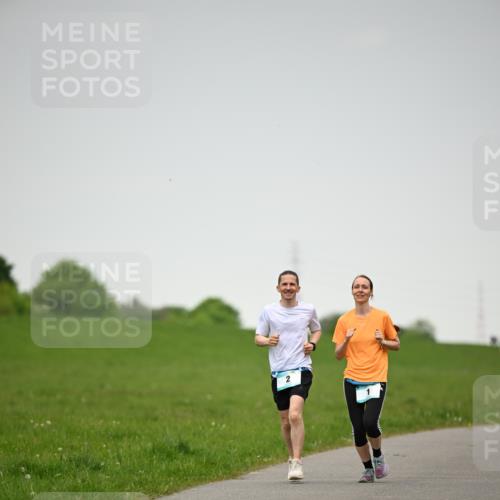 10.05.2026 - 8. Wedeler Halbmarathon Dr. Thomas Lammeyer http://msf.ph/oto/9714196 10.05.2026 12:18:52 Laufen  meine-sportfotos.de