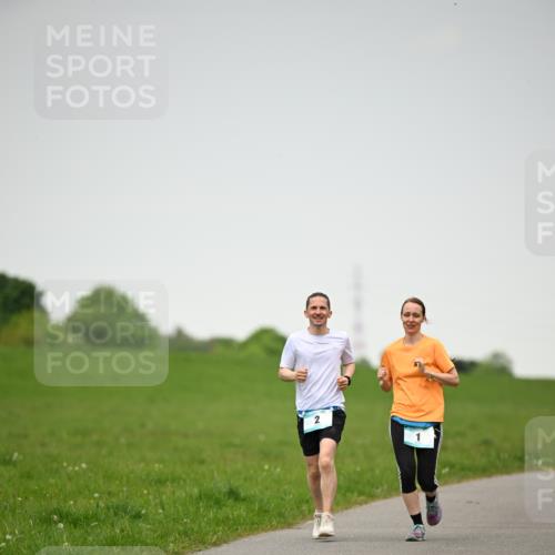 10.05.2026 - 8. Wedeler Halbmarathon Dr. Thomas Lammeyer http://msf.ph/oto/9714204 10.05.2026 12:18:52 Laufen  meine-sportfotos.de