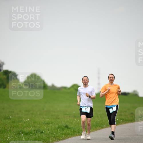 10.05.2026 - 8. Wedeler Halbmarathon Dr. Thomas Lammeyer http://msf.ph/oto/9714209 10.05.2026 12:18:53 Laufen  meine-sportfotos.de