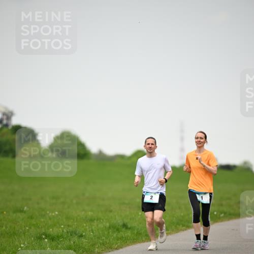 10.05.2026 - 8. Wedeler Halbmarathon Dr. Thomas Lammeyer http://msf.ph/oto/9714211 10.05.2026 12:18:53 Laufen  meine-sportfotos.de