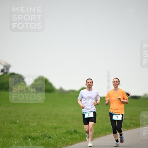 10.05.2026 - 8. Wedeler Halbmarathon Dr. Thomas Lammeyer http://msf.ph/oto/9714213 10.05.2026 12:18:53 Laufen  meine-sportfotos.de