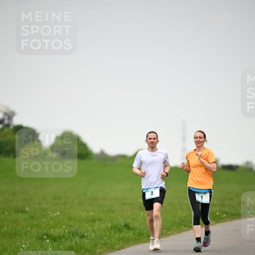 10.05.2026 - 8. Wedeler Halbmarathon Dr. Thomas Lammeyer http://msf.ph/oto/9714214 10.05.2026 12:18:53 Laufen  meine-sportfotos.de
