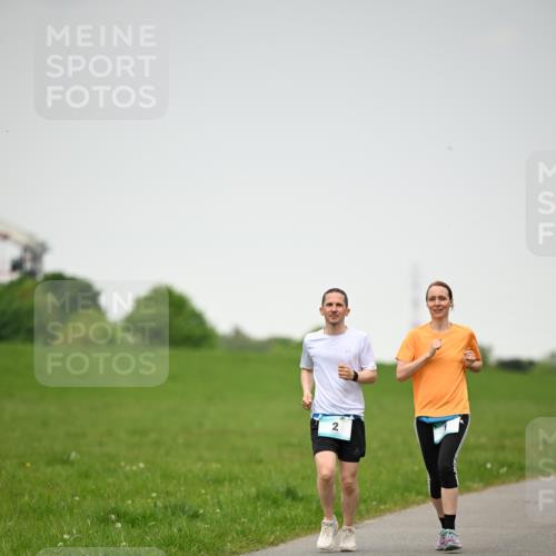 10.05.2026 - 8. Wedeler Halbmarathon Dr. Thomas Lammeyer http://msf.ph/oto/9714215 10.05.2026 12:18:53 Laufen  meine-sportfotos.de