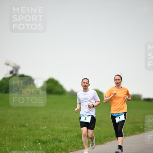 10.05.2026 - 8. Wedeler Halbmarathon Dr. Thomas Lammeyer http://msf.ph/oto/9714217 10.05.2026 12:18:54 Laufen  meine-sportfotos.de