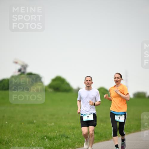 10.05.2026 - 8. Wedeler Halbmarathon Dr. Thomas Lammeyer http://msf.ph/oto/9714218 10.05.2026 12:18:55 Laufen  meine-sportfotos.de
