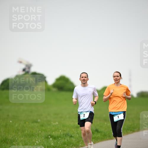 10.05.2026 - 8. Wedeler Halbmarathon Dr. Thomas Lammeyer http://msf.ph/oto/9714226 10.05.2026 12:18:55 Laufen  meine-sportfotos.de