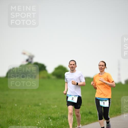 10.05.2026 - 8. Wedeler Halbmarathon Dr. Thomas Lammeyer http://msf.ph/oto/9714231 10.05.2026 12:18:55 Laufen  meine-sportfotos.de