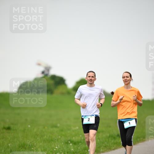 10.05.2026 - 8. Wedeler Halbmarathon Dr. Thomas Lammeyer http://msf.ph/oto/9714235 10.05.2026 12:18:56 Laufen  meine-sportfotos.de