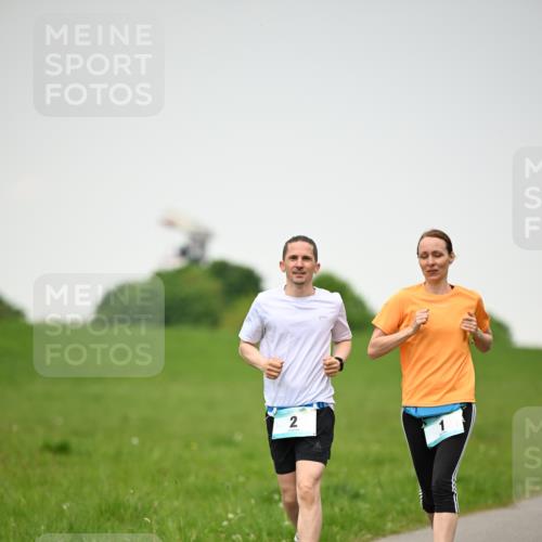 10.05.2026 - 8. Wedeler Halbmarathon Dr. Thomas Lammeyer http://msf.ph/oto/9714244 10.05.2026 12:18:57 Laufen  meine-sportfotos.de