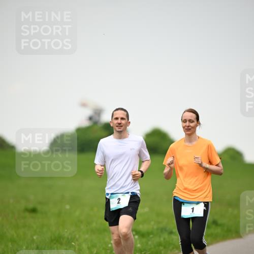 10.05.2026 - 8. Wedeler Halbmarathon Dr. Thomas Lammeyer http://msf.ph/oto/9714248 10.05.2026 12:18:57 Laufen  meine-sportfotos.de