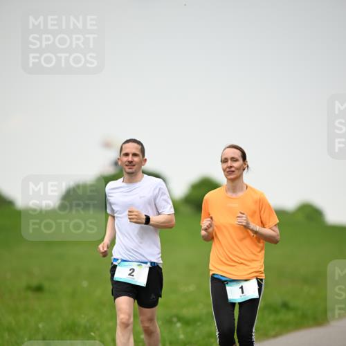10.05.2026 - 8. Wedeler Halbmarathon Dr. Thomas Lammeyer http://msf.ph/oto/9714253 10.05.2026 12:18:57 Laufen  meine-sportfotos.de