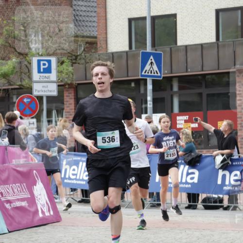 10.05.2026 - 8. Wedeler Halbmarathon Yannick Fuchs http://msf.ph/oto/9714267 10.05.2026 11:30:02 Ziel 536, 655, 815, 2123, 2140, 2147, 2155 meine-sportfotos.de