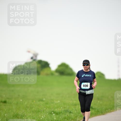 10.05.2026 - 8. Wedeler Halbmarathon Dr. Thomas Lammeyer http://msf.ph/oto/9714268 10.05.2026 12:19:08 Laufen 600 meine-sportfotos.de