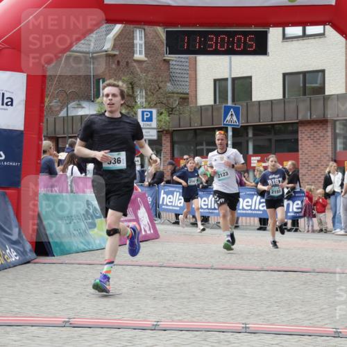 10.05.2026 - 8. Wedeler Halbmarathon Yannick Fuchs http://msf.ph/oto/9714276 10.05.2026 11:30:03 Ziel 536, 655, 815, 2123, 2140, 2147, 2155 meine-sportfotos.de
