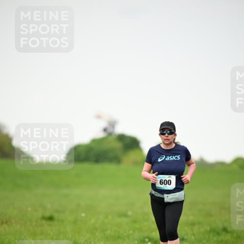 10.05.2026 - 8. Wedeler Halbmarathon Dr. Thomas Lammeyer http://msf.ph/oto/9714282 10.05.2026 12:19:09 Laufen 600 meine-sportfotos.de