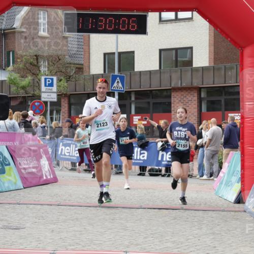 10.05.2026 - 8. Wedeler Halbmarathon Yannick Fuchs http://msf.ph/oto/9714287 10.05.2026 11:30:04 Ziel 536, 655, 815, 2123, 2140, 2147, 2155 meine-sportfotos.de