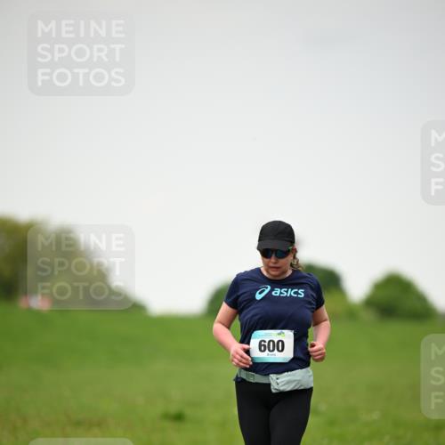 10.05.2026 - 8. Wedeler Halbmarathon Dr. Thomas Lammeyer http://msf.ph/oto/9714299 10.05.2026 12:19:11 Laufen 600 meine-sportfotos.de