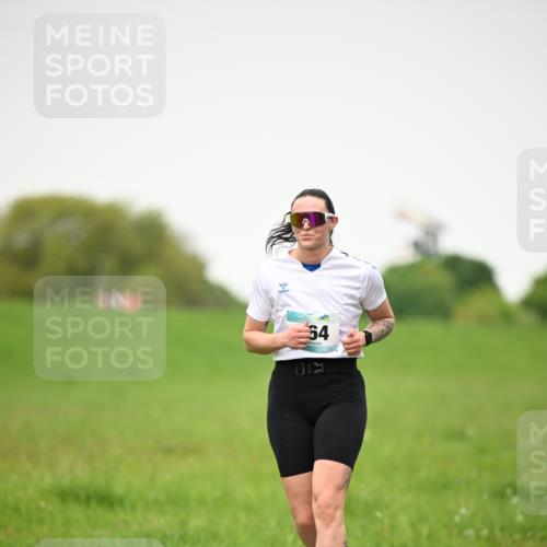 10.05.2026 - 8. Wedeler Halbmarathon Dr. Thomas Lammeyer http://msf.ph/oto/9714301 10.05.2026 12:19:25 Laufen  meine-sportfotos.de