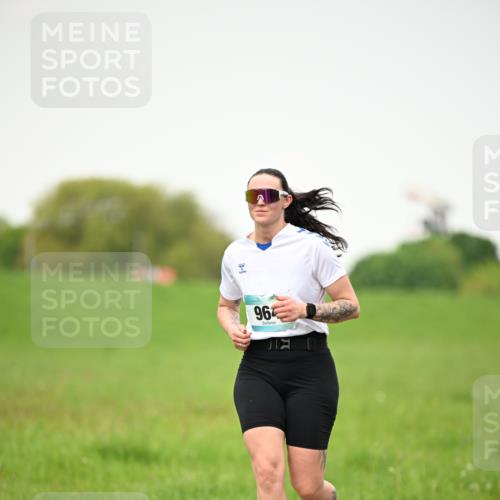 10.05.2026 - 8. Wedeler Halbmarathon Dr. Thomas Lammeyer http://msf.ph/oto/9714309 10.05.2026 12:19:25 Laufen  meine-sportfotos.de