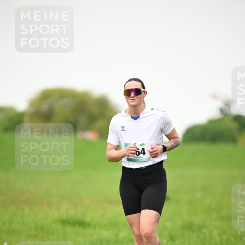 10.05.2026 - 8. Wedeler Halbmarathon Dr. Thomas Lammeyer http://msf.ph/oto/9714311 10.05.2026 12:19:25 Laufen  meine-sportfotos.de
