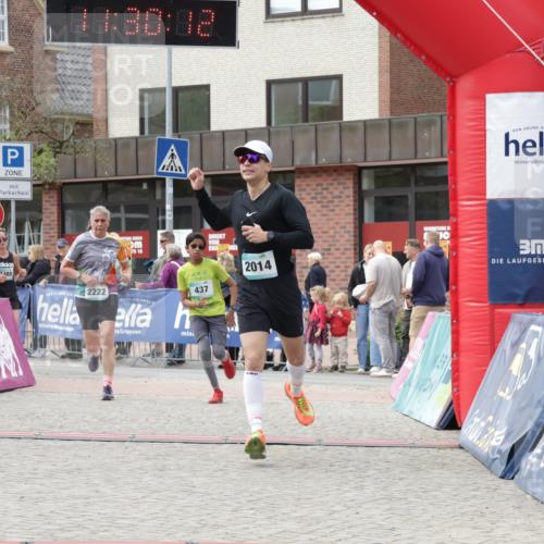 10.05.2026 - 8. Wedeler Halbmarathon Yannick Fuchs http://msf.ph/oto/9714348 10.05.2026 11:30:10 Ziel 437, 655, 2014, 2089, 2123, 2147, 2155, 2222 meine-sportfotos.de