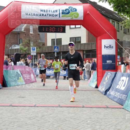 10.05.2026 - 8. Wedeler Halbmarathon Yannick Fuchs http://msf.ph/oto/9714363 10.05.2026 11:30:11 Ziel 437, 655, 2014, 2089, 2147, 2222 meine-sportfotos.de