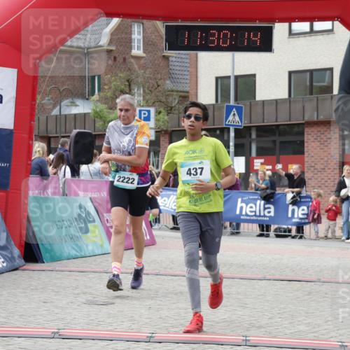 10.05.2026 - 8. Wedeler Halbmarathon Yannick Fuchs http://msf.ph/oto/9714381 10.05.2026 11:30:13 Ziel 437, 806, 2014, 2089, 2222 meine-sportfotos.de