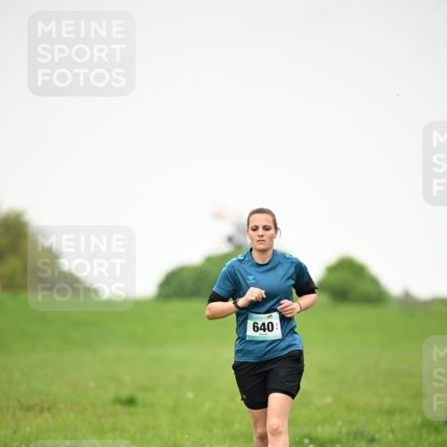 10.05.2026 - 8. Wedeler Halbmarathon Dr. Thomas Lammeyer http://msf.ph/oto/9714408 10.05.2026 12:20:08 Laufen 640 meine-sportfotos.de