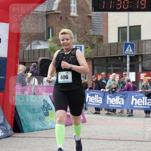 10.05.2026 - 8. Wedeler Halbmarathon Yannick Fuchs http://msf.ph/oto/9714412 10.05.2026 11:30:17 Ziel 437, 806, 2089, 2222 meine-sportfotos.de