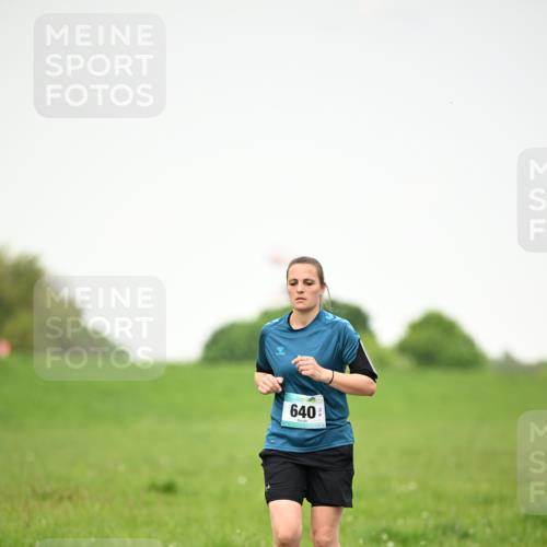 10.05.2026 - 8. Wedeler Halbmarathon Dr. Thomas Lammeyer http://msf.ph/oto/9714413 10.05.2026 12:20:08 Laufen 640 meine-sportfotos.de