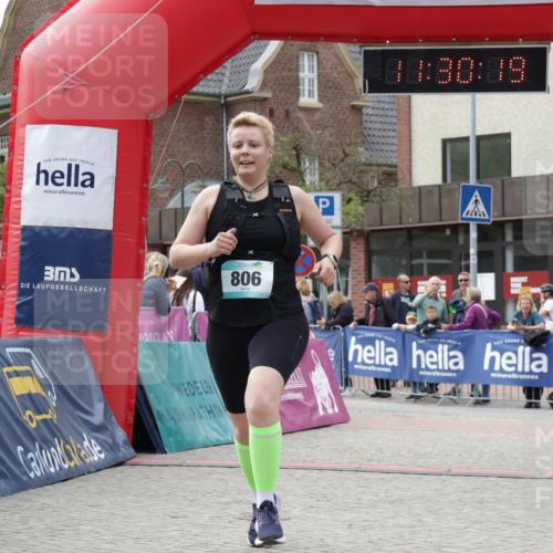 10.05.2026 - 8. Wedeler Halbmarathon Yannick Fuchs http://msf.ph/oto/9714417 10.05.2026 11:30:17 Ziel 437, 806, 2089, 2222 meine-sportfotos.de