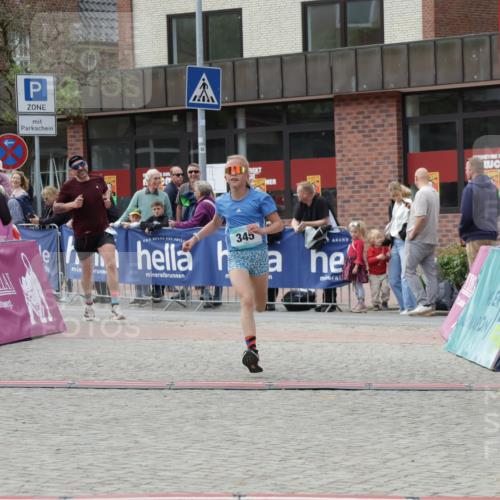 10.05.2026 - 8. Wedeler Halbmarathon Yannick Fuchs http://msf.ph/oto/9714433 10.05.2026 11:30:24 Ziel 345, 752 meine-sportfotos.de