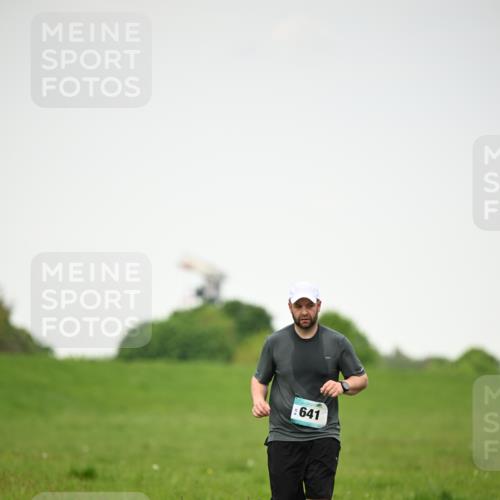 10.05.2026 - 8. Wedeler Halbmarathon Dr. Thomas Lammeyer http://msf.ph/oto/9714436 10.05.2026 12:20:26 Laufen 641 meine-sportfotos.de