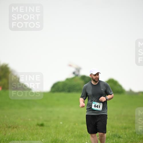 10.05.2026 - 8. Wedeler Halbmarathon Dr. Thomas Lammeyer http://msf.ph/oto/9714442 10.05.2026 12:20:27 Laufen 641 meine-sportfotos.de