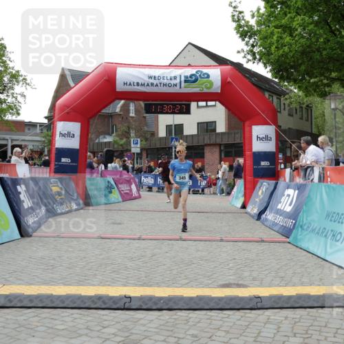 10.05.2026 - 8. Wedeler Halbmarathon Yannick Fuchs http://msf.ph/oto/9714452 10.05.2026 11:30:25 Ziel 345, 752 meine-sportfotos.de
