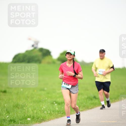 10.05.2026 - 8. Wedeler Halbmarathon Dr. Thomas Lammeyer http://msf.ph/oto/9714461 10.05.2026 12:20:33 Laufen 440 meine-sportfotos.de